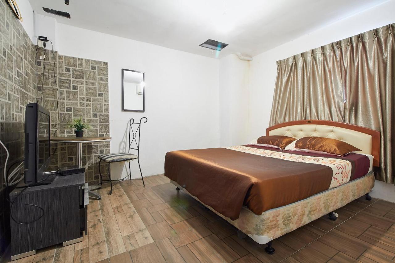Tonight Hotel Hostel Τζωρτζ Τάουν Εξωτερικό φωτογραφία